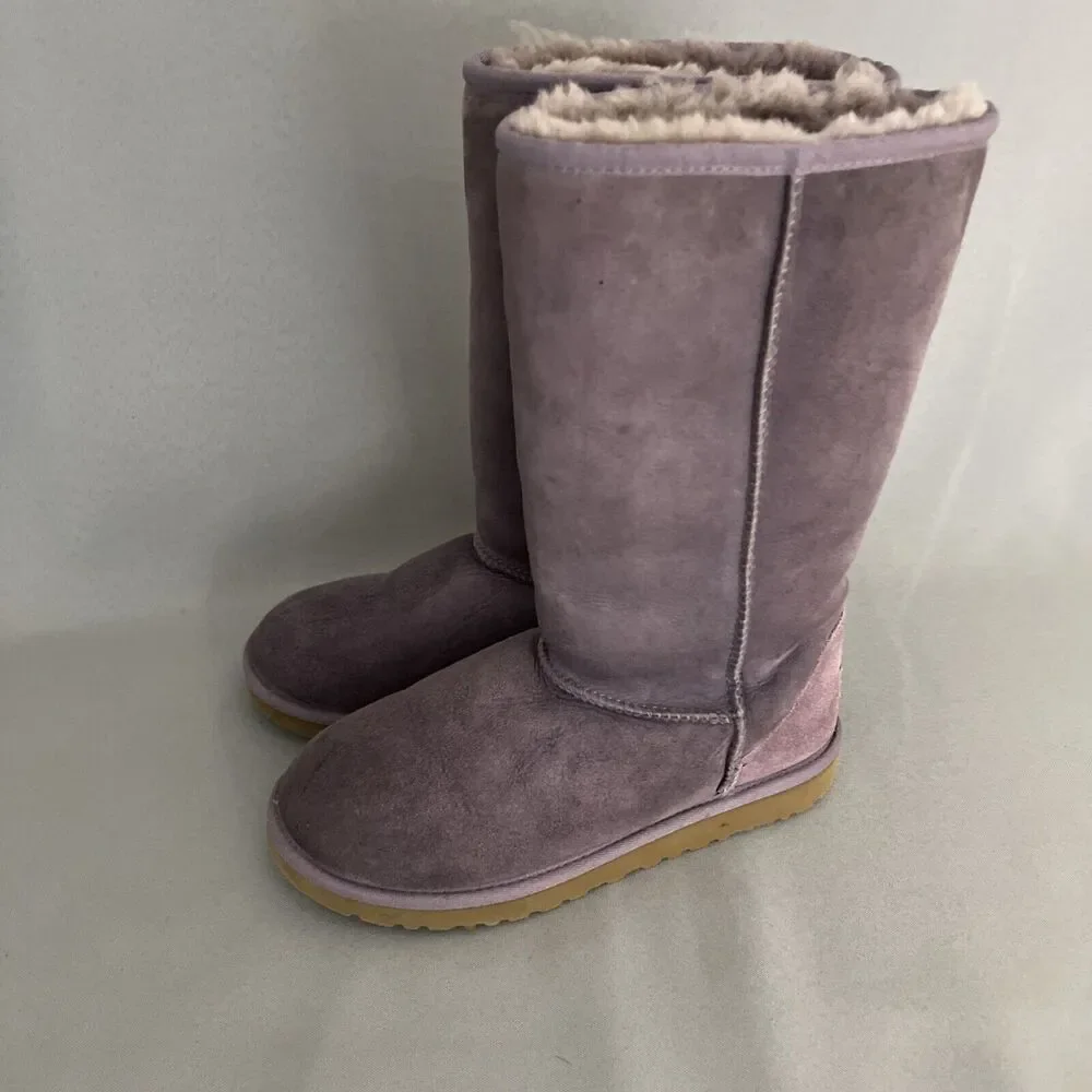 Womens UGG Boots Classic Tall Purple Sheepskin Suede Wool Boho Malibu Sz 6 Fits7 - Picture 9 of 16